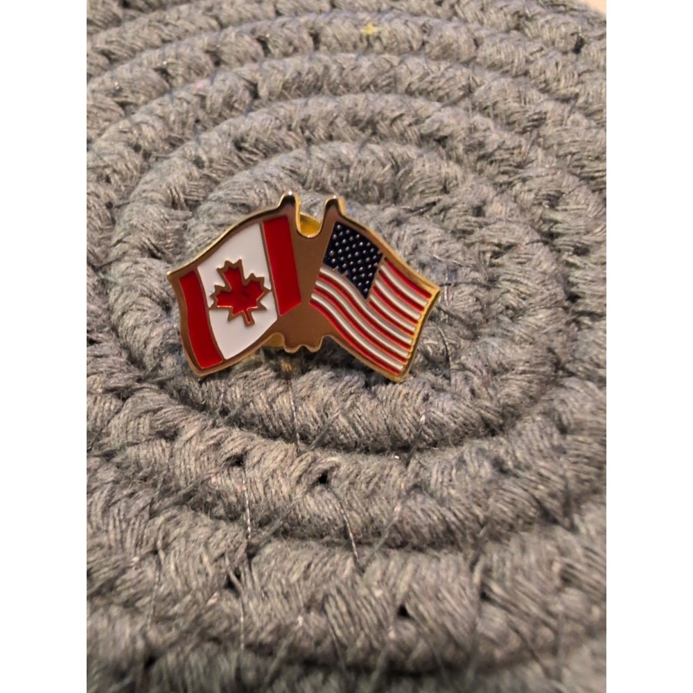 American Flag and Canadian Flag Gold Tone Vintage Lapel Pin